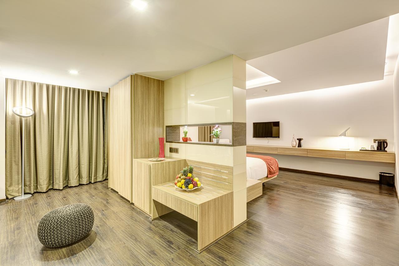 Attide Hotel Бангалор Экстерьер фото